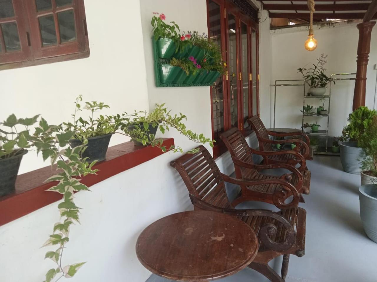 Little Villa Guest House Ahangama Ruang foto